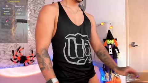 Snapshot of sebastiian69_ chatting on October 2025 01:57:02 PM Sebas online show from October 2025 01:57:02 PM