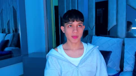 Sebastian online show from September 2025 04:14:02 AM