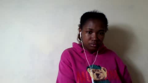 Snapshot of secil3274 chatting on July 2026 08:05:02 AM secil3274 online show from July 2026 08:05:02 AM