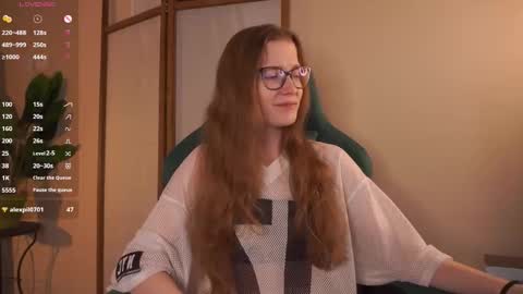 Brenda online show from October 2025 04:30:02 PM