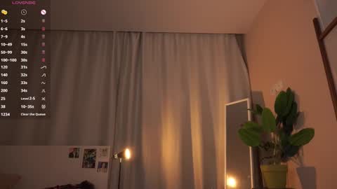 Brenda online show from November 2025 04:38:02 PM