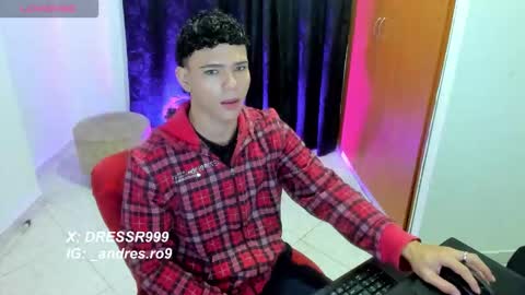 JUSTIN online show from December 2025 12:10:01 PM