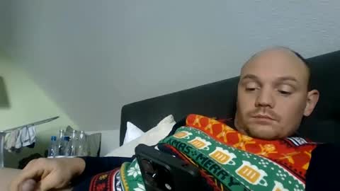 Simon online show from December 2024 10:42:02 AM