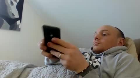 Simon online show from February 2025 01:32:01 PM