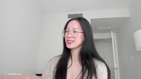 Angela online show from March 2025 11:38:01 PM