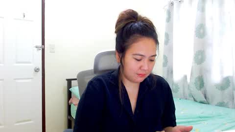 MILAN online show from February 2025 02:40:01 AM