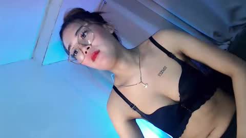 seducing_angela online show from September 2025 11:43:01 PM