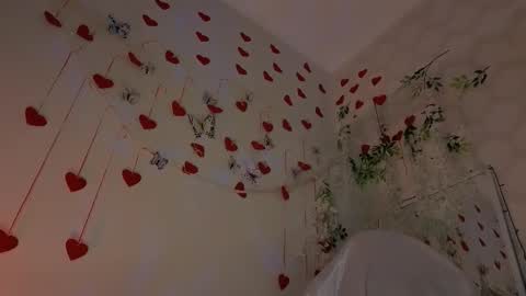 Snapshot of seductive_flower chatting on February 2026 10:25:01 AM Mali online show from February 2026 10:25:01 AM