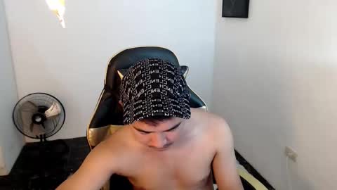 Snapshot of seductive_jays chatting on February 2025 09:50:01 PM Jay online show from February 2025 09:50:01 PM