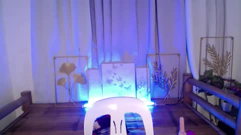 Snapshot of seductive_kimxxx chatting on May 2026 12:52:02 AM your miss universe kim online show from May 2026 12:52:02 AM