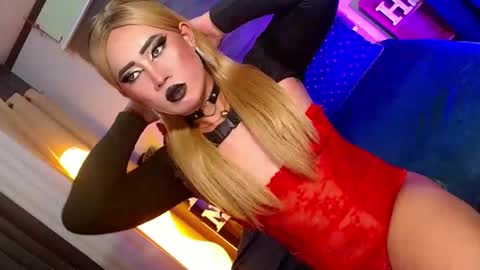 SCARLETTE  online show from April 2026 05:41:02 PM