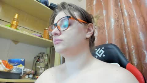 seductive_she_wolf online show from April 2026 06:10:01 PM