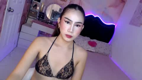 Vanessa online show from May 2026 11:23:04 PM