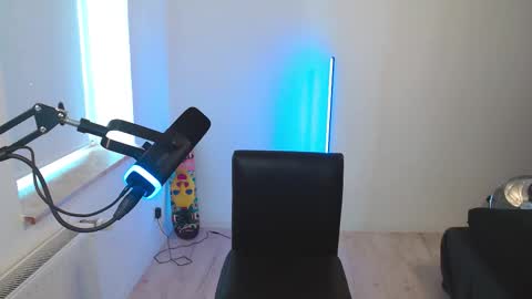 May online show from September 2025 10:48:02 AM