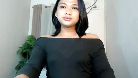 Snapshot of seductivedeluxe69 chatting on May 2026 10:07:01 PM Deluxe online show from May 2026 10:07:01 PM