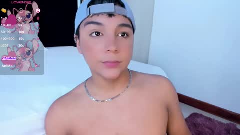 Snapshot of seductivo_jr chatting on February 2025 04:23:01 AM seductivo online show from February 2025 04:23:01 AM
