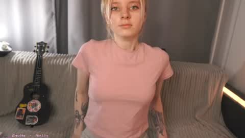 See Its honey bunny  im Lana online show from July 2026 04:20:01 PM