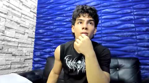 Snapshot of seigfried0 chatting on February 2026 12:18:02 AM Seigfried online show from February 2026 12:18:02 AM