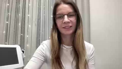 Snapshot of selamiyaa chatting on April 2026 02:28:01 PM selamiyaa online show from April 2026 02:28:01 PM