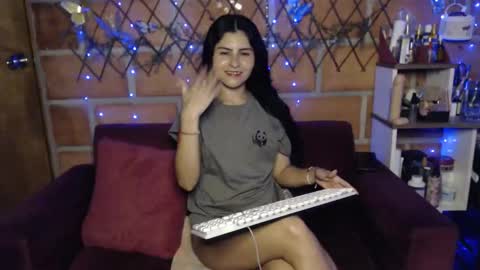 seleena_01 online show from October 2025 10:45:02 PM