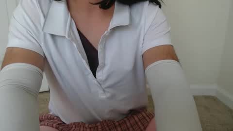 Selena online show from October 2025 04:05:02 PM