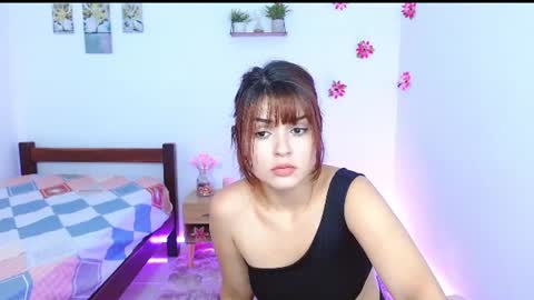 Snapshot of selena_and_andress chatting on June 2026 03:59:01 AM Selena Andress online show from June 2026 03:59:01 AM