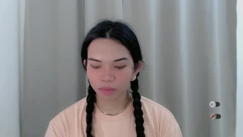 Snapshot of selena_fuckdoll chatting on December 2024 04:39:02 AM Selena online show from December 2024 04:39:02 AM