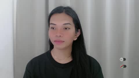 Snapshot of selena_fuckdoll chatting on January 2025 09:00:01 AM Selena online show from January 2025 09:00:01 AM