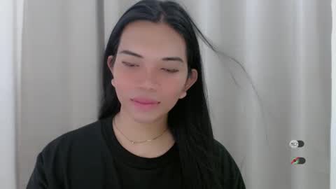 Snapshot of selena_fuckdoll chatting on January 2025 12:27:01 AM Selena online show from January 2025 12:27:01 AM