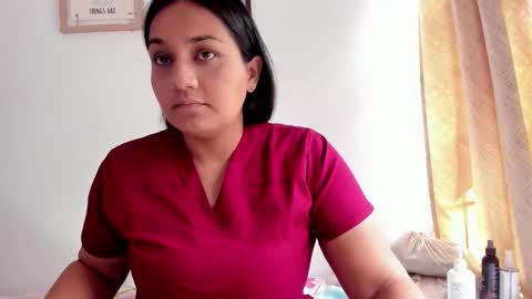 Karen online show from October 2025 02:41:01 PM