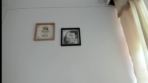 Karen online show from December 2025 02:59:01 PM