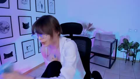 Selena ntmy online show from March 2025 02:12:02 PM