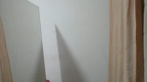 selene online show from October 2025 02:17:01 AM