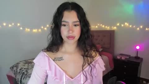 Karol. online show from December 2025 10:25:02 PM