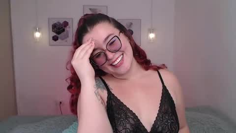 Snapshot of selene_rouse_ chatting on May 2026 01:03:02 AM selene_rouse_ online show from May 2026 01:03:02 AM