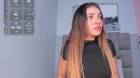 Selene online show from December 2025 03:48:01 AM