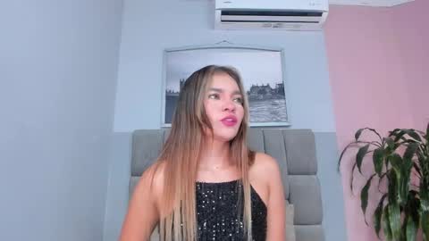 Selene online show from February 2026 06:11:02 AM