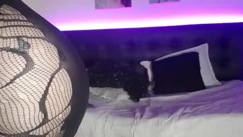 Selene online show from February 2026 03:20:01 PM