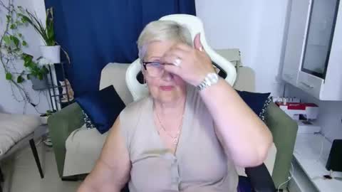 Selenna online show from May 2026 05:07:02 PM