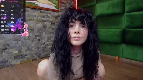 Selen online show from February 2026 07:54:02 PM