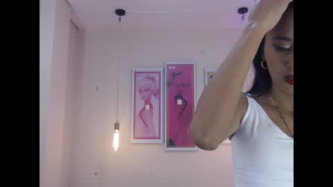 Snapshot of seleny_fitness chatting on January 2025 01:14:01 PM Mayte online show from January 2025 01:14:01 PM