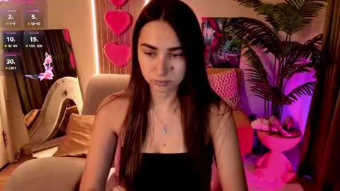 I am Lina online show from July 2026 08:19:01 AM