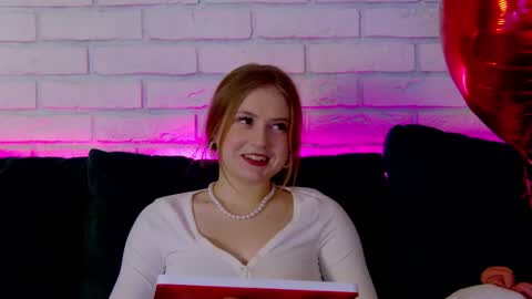 SelinSwarovski online show from February 2025 01:47:02 AM