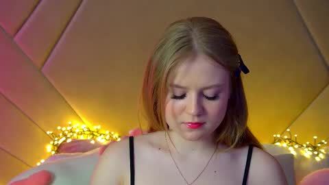 SelinSwarovski online show from February 2025 07:47:02 PM