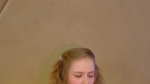 SelinSwarovski online show from September 2025 05:24:02 PM