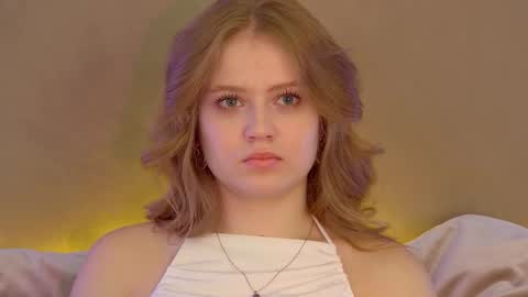 SelinSwarovski online show from September 2025 04:19:01 PM