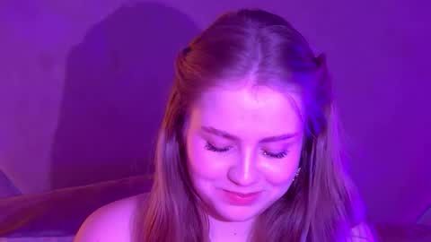 SelinSwarovski online show from September 2025 04:28:01 AM