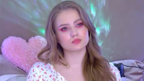 SelinSwarovski online show from October 2025 06:17:02 PM