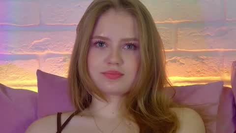 SelinSwarovski online show from January 2026 07:11:01 PM