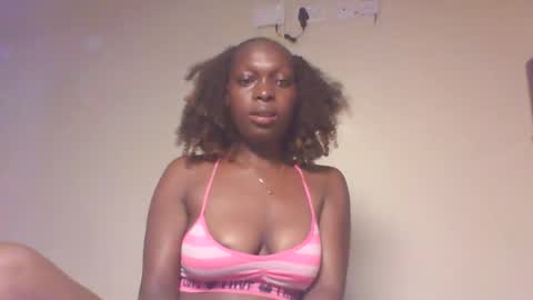 Snapshot of sellinprencess2 chatting on March 2026 07:17:01 PM verah online show from March 2026 07:17:01 PM